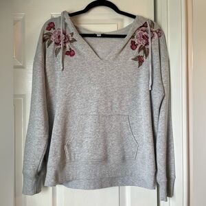 Women’s American Eagle Outfitters Light Grey Embroidered Hoodie Size Medium